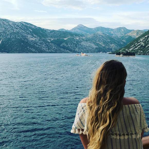 Meet your Posher, Ashlee - Picture 1 of 1